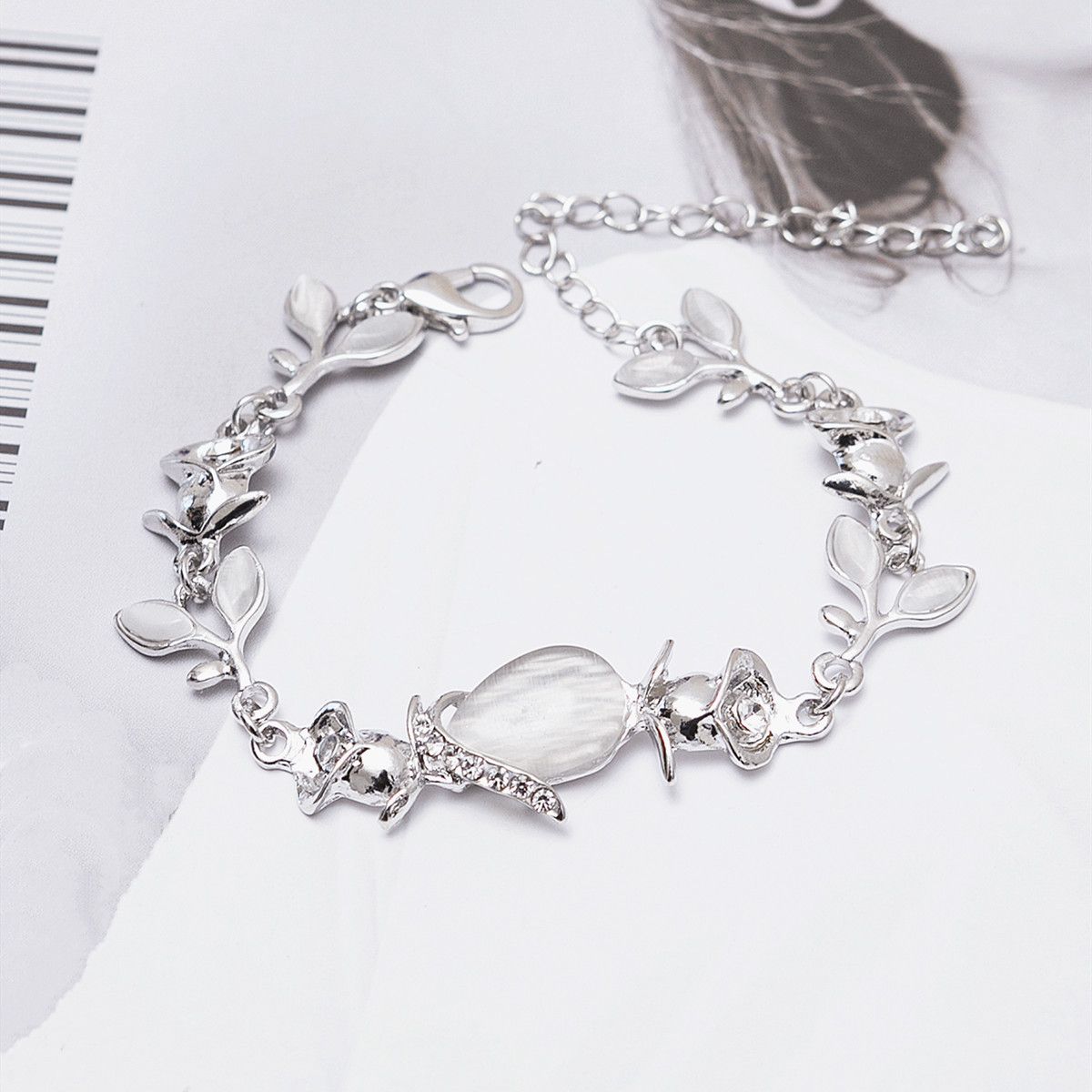 Flower & Leaf Shape Shiny Chain Bracelet Engagement Jewelry Gift
