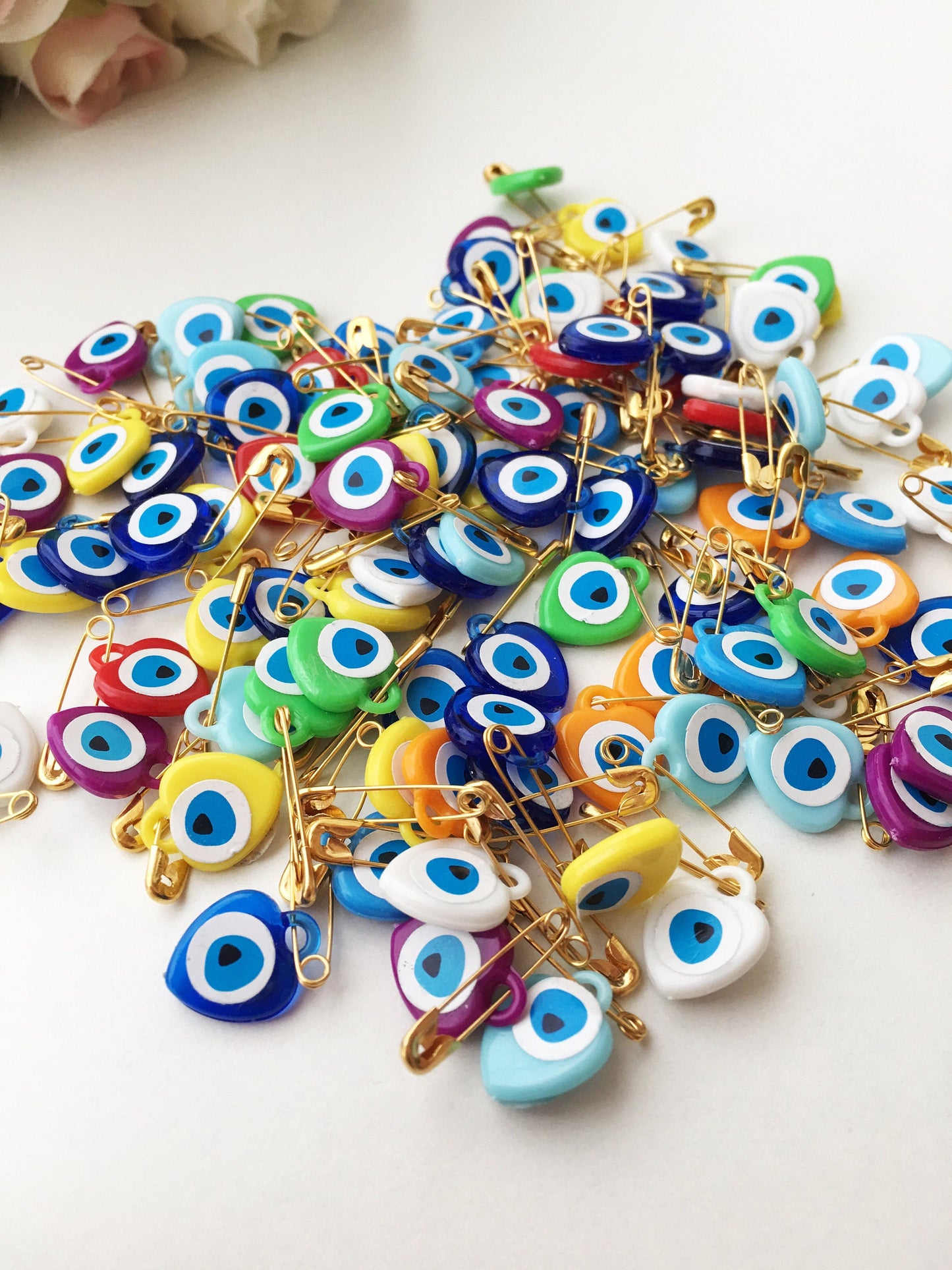 Unique wedding favor | 100 evil eye safety pins | mixed resin evil eye